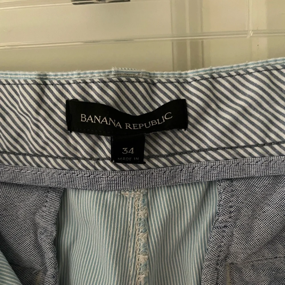 Men’s Banana Republic textured shorts